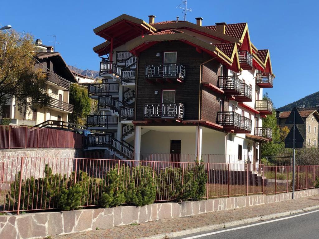 Alpin Star Apartamento Temù Exterior foto